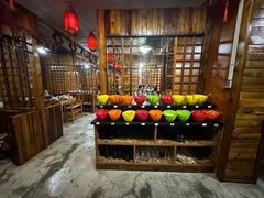 -果松木炭酸菜铜火锅·外婆参鸡汤