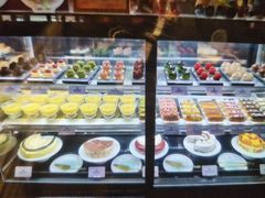 -雍容荟帝王蟹活龙虾展台自助(IFS黑金店)