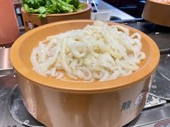 -龍歌自助小火锅(市北CBD万达店)