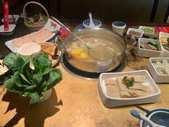 -左庭右院鲜牛肉火锅(新梅广场店)