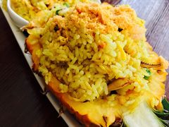 海鲜菠萝饭-Local泰莲庭(虹鳟鱼店)