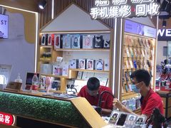 -新田360广场(上海华侨城店)