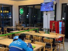 大堂-老乡鸡(武汉光谷天地坐标城店)