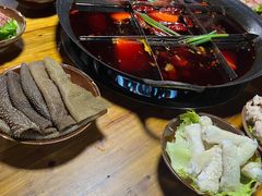 -正南齊北重庆老火锅(光华村直营店)