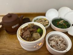 -雪梅月子中心(华侨城店)
