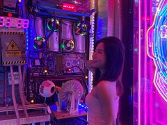 -Darling Queen·Mini·Live·House