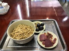 -伟记奥面馆(养育巷店)