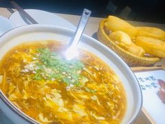 小油条配酸辣汤-味莊·青岛菜(云霄路店)