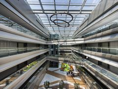 -南京禄口机场雅高铂尔曼大酒店