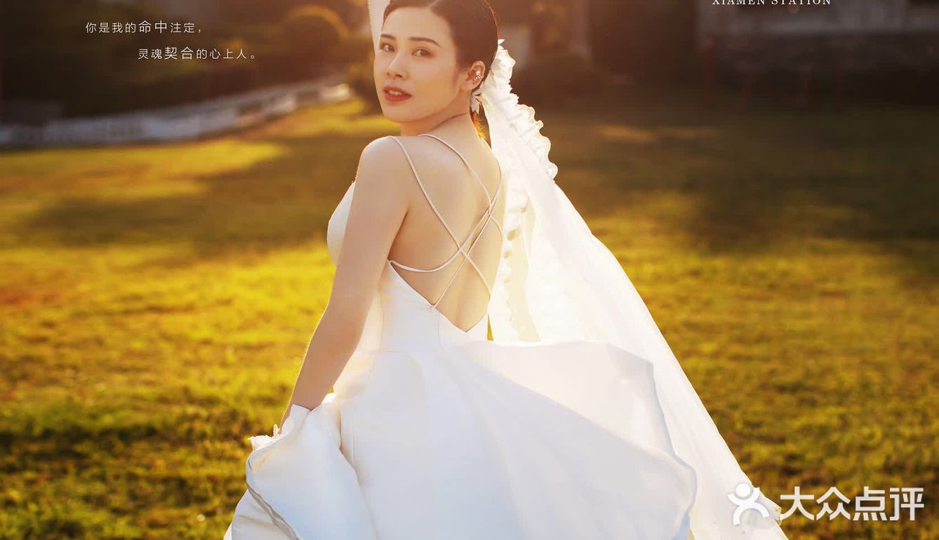 厦门旅拍婚纱照丨在美伦山庄演绎欧式童话故事