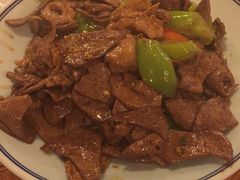 -闯关东东北农家菜(崂山石老人店)
