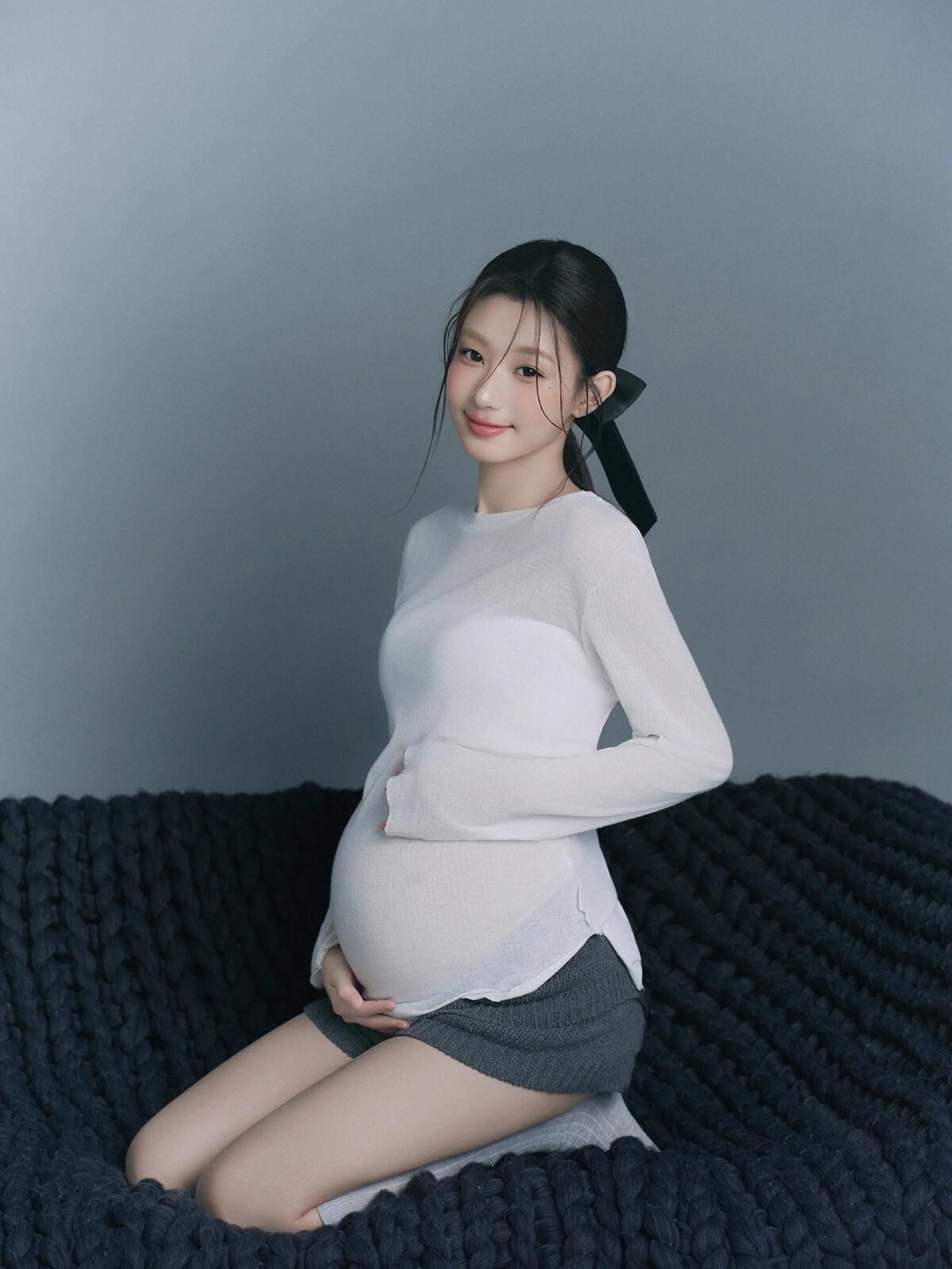 谁的孕照miu哩miu气🖤格雷系韩杂孕妇照