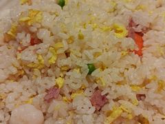 虾仁蛋炒饭-和记小菜(大宁店)
