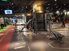 -VLines耀能运动24小时·月付制健身(京广桥店)