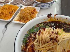 -伊穆祥牛肉面总店·清真