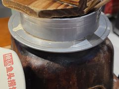 特色锅蒸米饭-魏铭鱼头捞饭(晋阳路店)