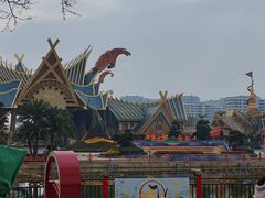 -七彩云南欢乐世界