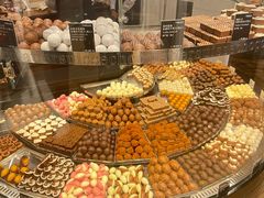 -Laderach 莱德拉(上海环贸iapm店)