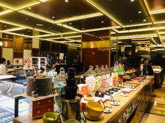 自助取餐区-大中华希尔顿酒店-念自助餐·嗨啤·小龙虾