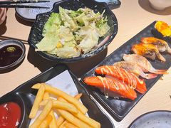 -万岁料理回转寿司(华贸店)