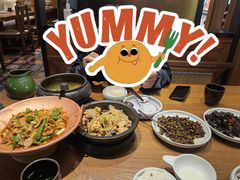 -云海肴·汽锅鸡·云南菜(天山百盛优客店)