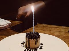 生日蛋糕-Carbon莫卡哆·意大利复古集市餐厅(杭州大厦店)