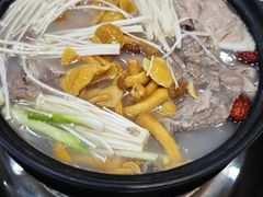 -九寨特色牦牛肉汤锅 羊肉汤锅