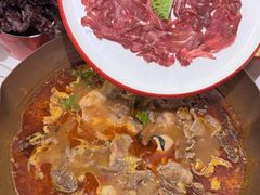 -毛辣果·贵州红酸汤牛肉火锅(西单店)