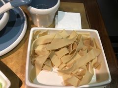 -左庭右院鲜牛肉火锅(金山万达店)