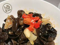 -江渔儿酸菜鱼(映月湖环宇城店)