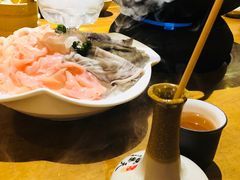 -白乐天毛肚火锅馆(解放碑店)