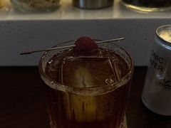 -Café Monson