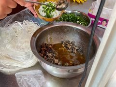 -正宗李家土鸡米线店