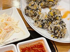 饭团-Myth猪蹄(明洞店)