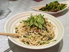 -肥肥虾庄·金牌油焖大虾(首义路店)