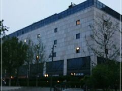 -燕莎友谊商城(亮马桥店)