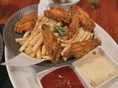 -WOLFGANG PUCK KITCHEN & BAR(迪士尼小镇店)