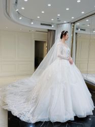 点击看大图 -拉瑞娜LaReine婚纱礼服高级定制