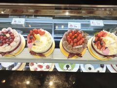 -花花卷卷·鲜食蛋糕(静安久光百货店)