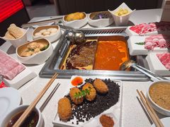 -海底捞火锅(凤凰广场店)