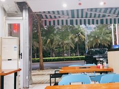 -老何家后安粉·糟粕醋海鲜火锅(三亚湾椰梦长廊店)