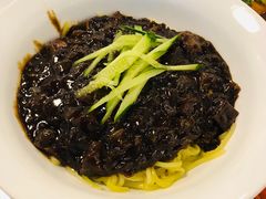 炸酱面-桃园中华料理炸酱面(燕儿岛路店)