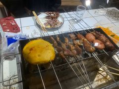 -喜悦小串丹东小黄牛海鲜烧烤大排档(民主广场店)
