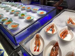 -淡尾·海鲜自助概念餐厅(虹桥南丰城店)