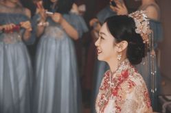-洋洋婚纱品牌集合店