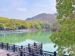 -灵岩山风景区