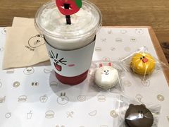 -LINE FRIENDS Garosu-gil Flagship Store