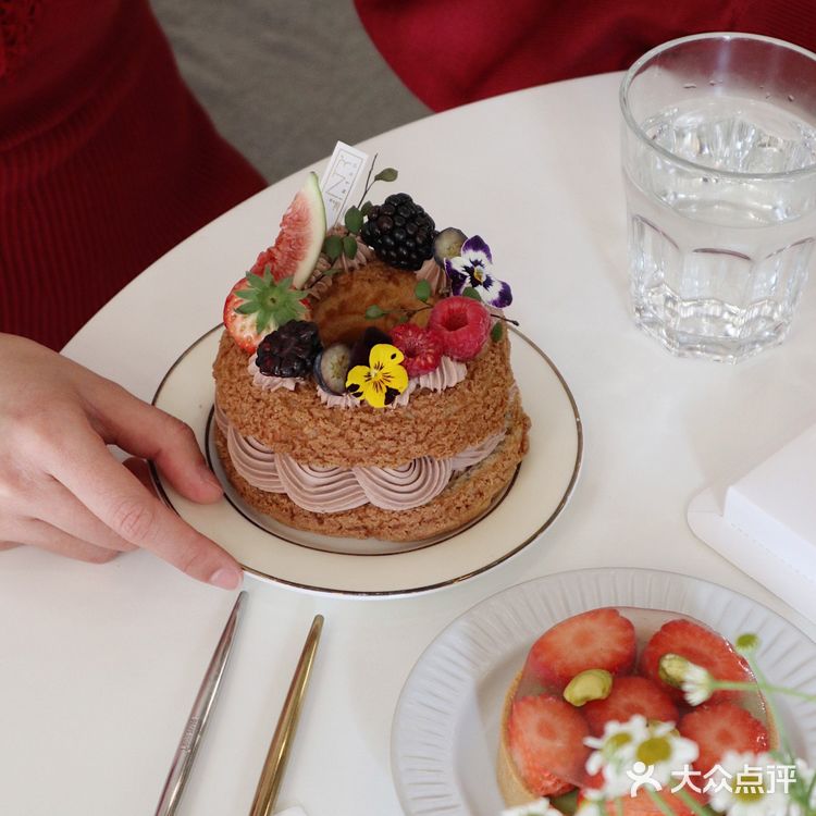 成都 |圣诞季限定 高颜值草莓甜心炸弹 少女心满满