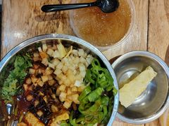 -柳州肥姨妈大骨螺蛳粉(沙河店)