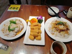 -黄但记老店·陈村粉食府